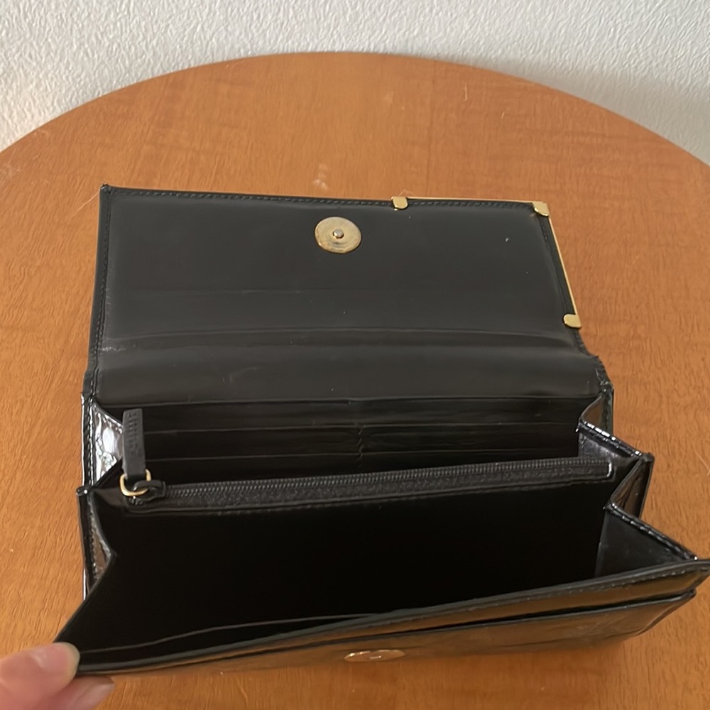 Alexander Mcqueen Croc-Embossed Wallet In Black Patent Leather - Picture 8 of 10
